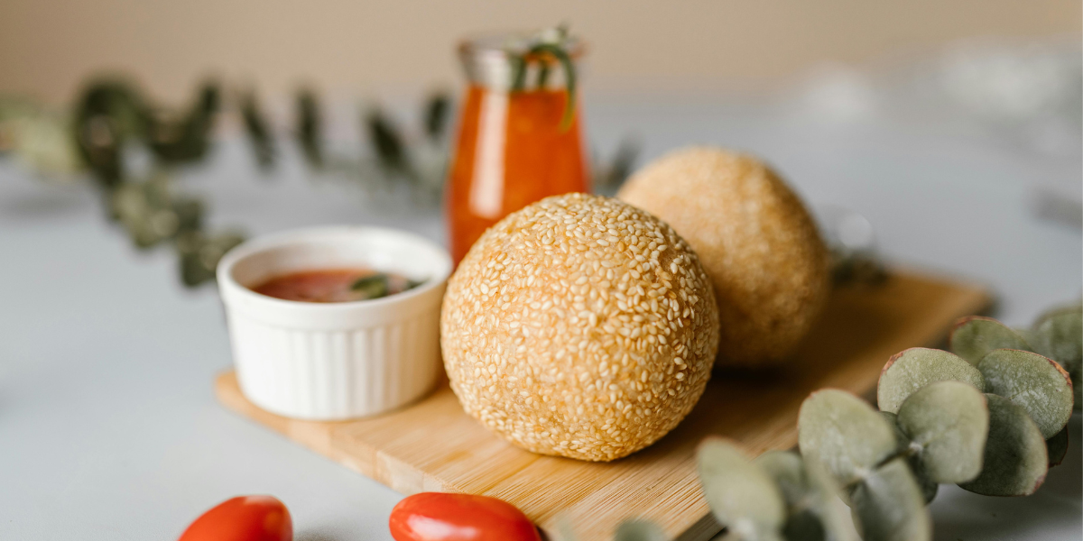 Recipe: cashew-sesame balls with collagen